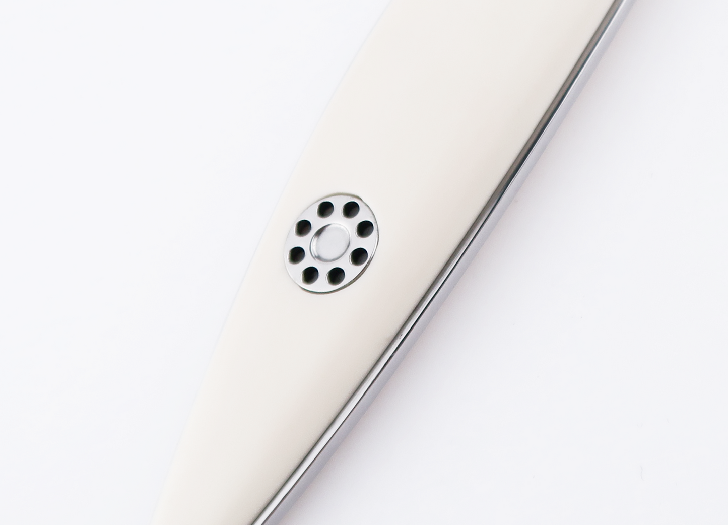 The Enduris Oyster Knife - White Ivory